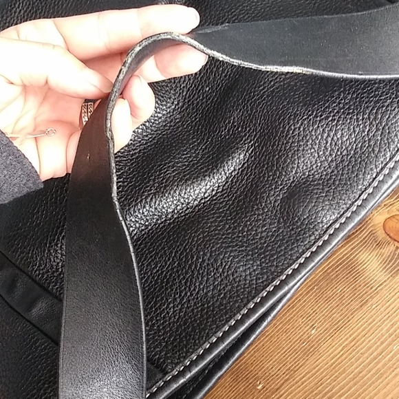 Michael Kors purse - Picture 10 of 13